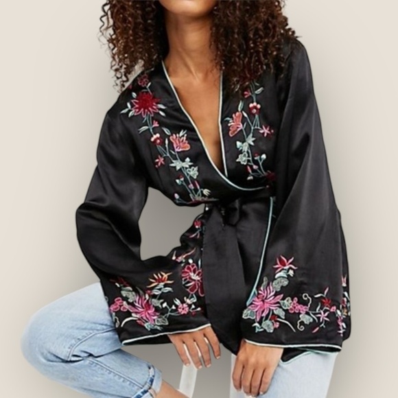 Free People | Satin Embroidered Flower Kimono | Small | Black - Picture 1 of 11